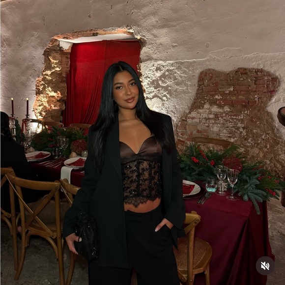 TREND NWT ZARA SEQUIN LACE CORSET TOP size L 
🚨 My prices are firm, no discount - Picture 6 of 16